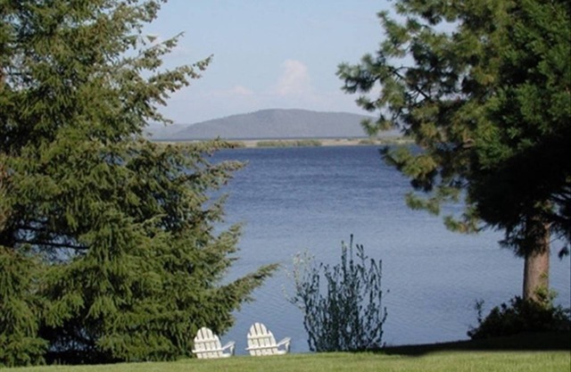 Beautiful view of the lake with patio and BBQ.