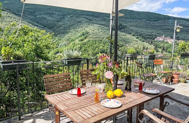 Beautiful villa for 6 people with terrace and parking