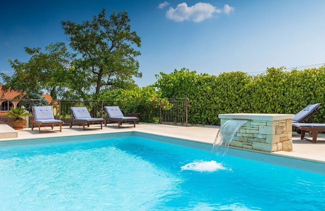 Beautiful villa near Rovinj with private pool