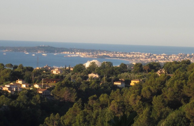 Beautiful villa in Provence village - Sea view