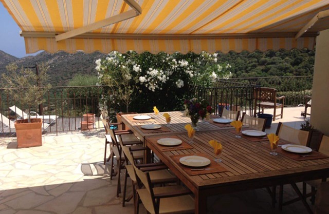 Beautiful villa, swimming pool with magnificent sea and mountain views