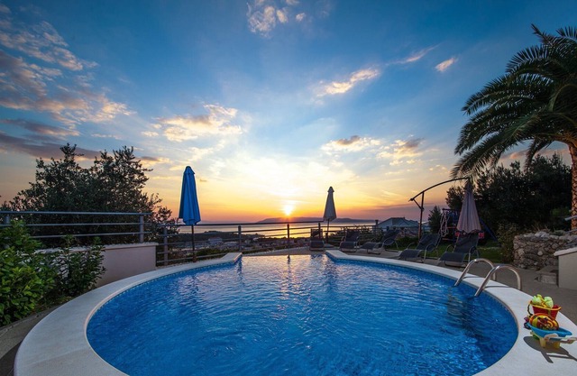 Beautiful villa with sea view MAPUTM