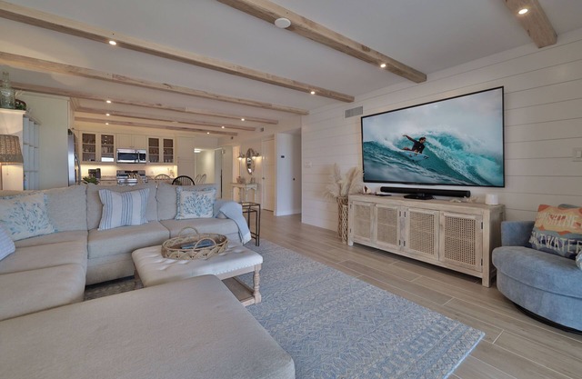 Beautiful wood floors in this spectacular ground floor three bedroom, three bath.