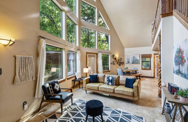Beautifully Secluded 3BR Home