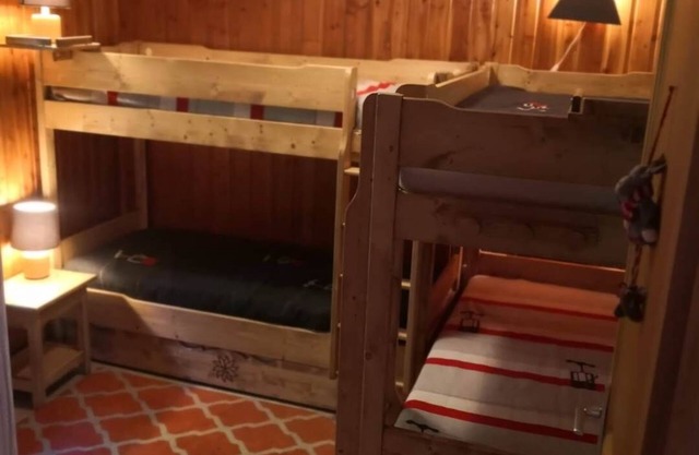 Bed and breakfast in a pointed chalet 4 pers sup beds