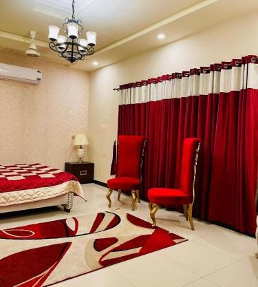 Behria White House