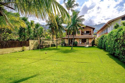 Belíssima casa pé na areia com jacuzzi
