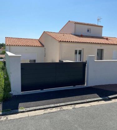 Bel appartement chez particulier calme et piscine