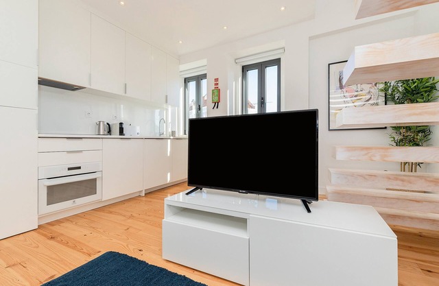 Belem Design 10 by Homing