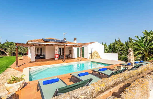 Bell Veure - Four Bedroom Villa, Sleeps 8