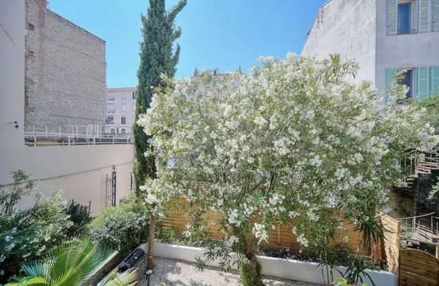 Belle Appartement Cinq Minutes Palais Festival et Plage