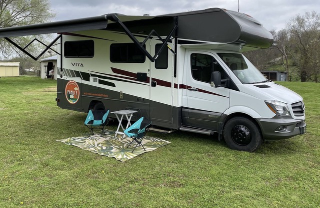 Bentonville Bike Camp RV Deluxe