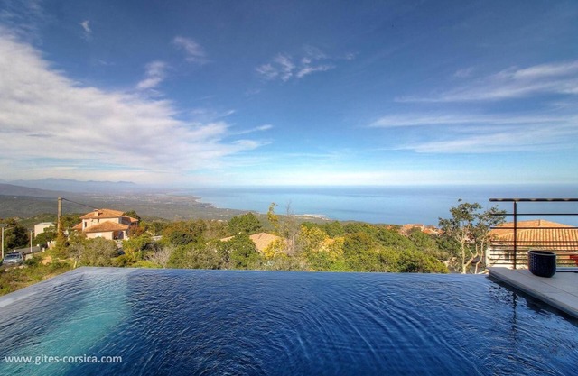 Bergerie, Panoramic sea view, Heated pool, Gr20 access
