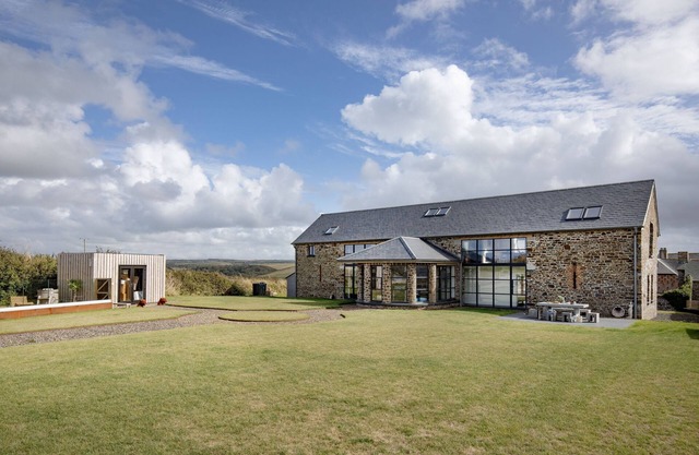 Berry Barn is a tranquil haven nestled in an Area of Outstanding Natural Beauty
