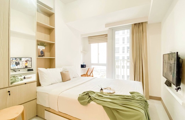Best Deal Studio At 23Rd Floor Tokyo Riverside Pik 2 Apartment