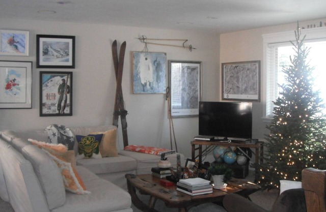 Best Holiday Wasatch foothill location Cottonwood Heights ski/snowboard