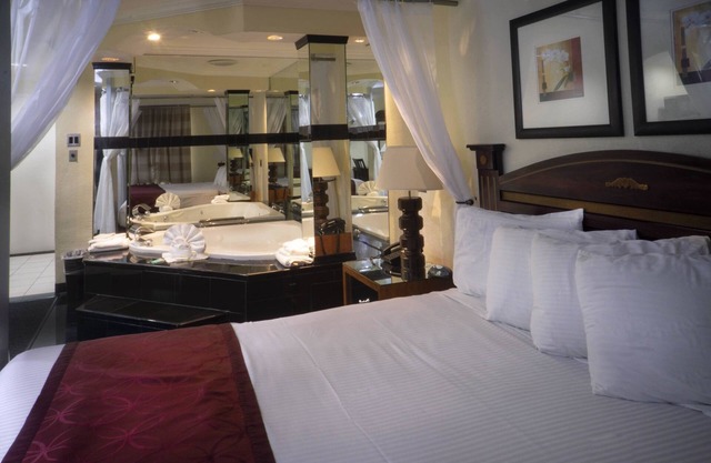 Best Inn & Suites