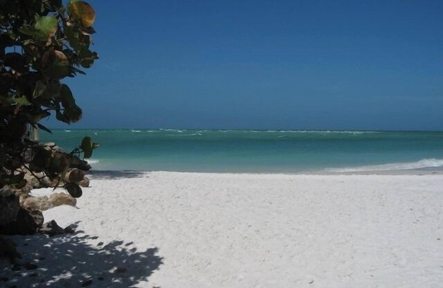Best Location on Island - Read Our Guest Reviews!