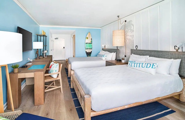 Best Place to Unwind! 4 Pet-Friendly Units! Rooftop Pool, Parking, Pets Allowed
