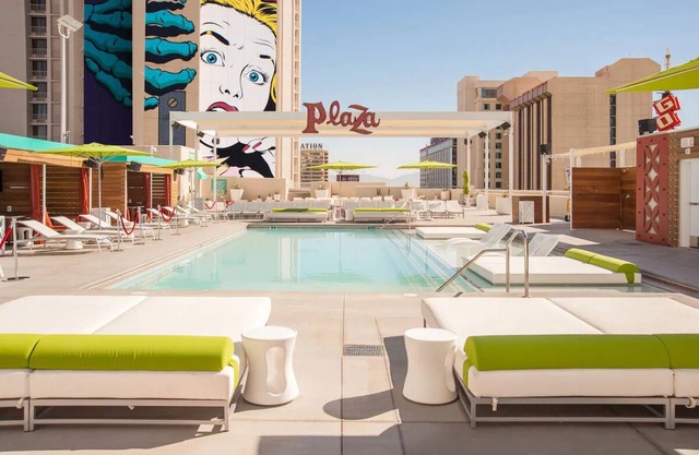 Best Spot for Your Much Needed Getaway! 3 Relaxing Units, Outdoor Pool