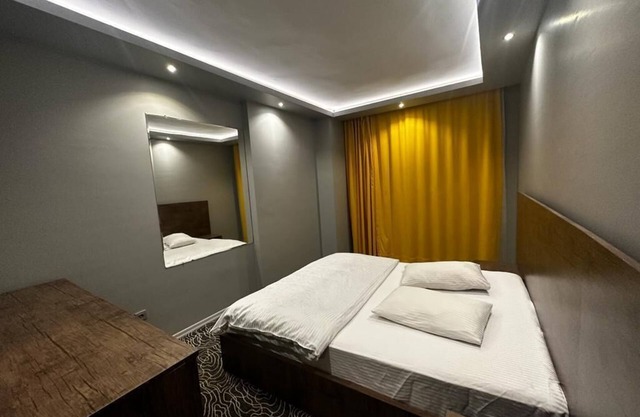 BEST SUITE