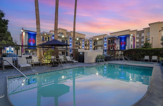 Best Western Courtesy Inn Hotel - Anaheim Resort at the Park