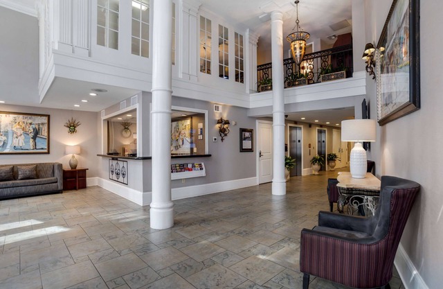 Best Western Plus St. Christopher Hotel