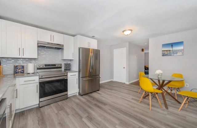 Better Rentals-South Orange Townhome - 1 block from NYC🚉
