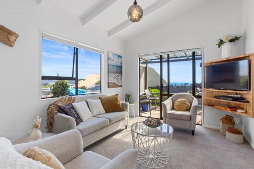 Beverley Hills Cottage