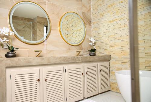 Beyond borders boutique hotel