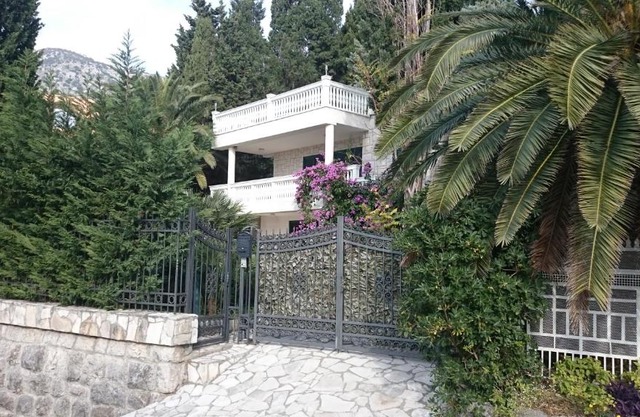 BG Villa, Apartment L