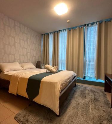 BGC One Uptown Suite by Christine Suites PH