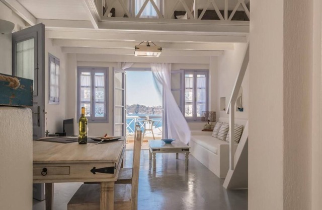 BH493- C - Suite Santorini