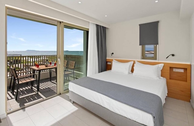 BH813 - C - Suite Kerkyra