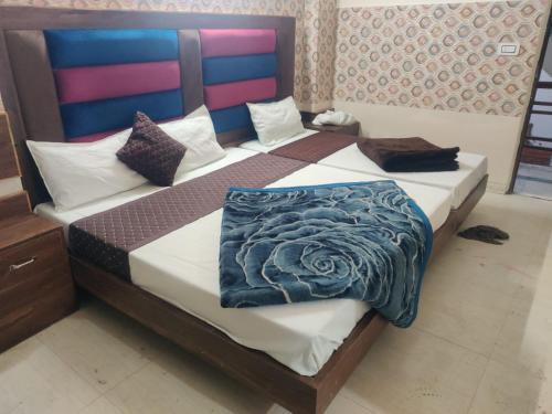 Bhavini Hotel
