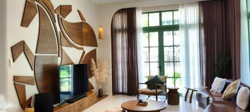 Biệt thự 6 phòng ngủ Hayha Tropical Khem Beach