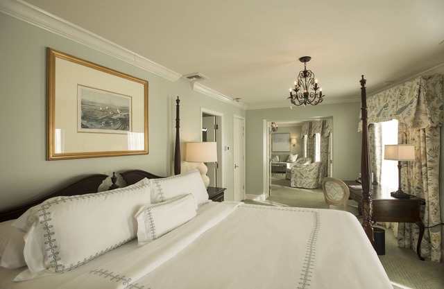 Bienville House