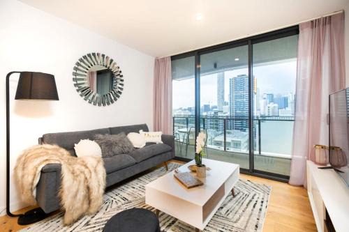 Big and Modern 3BR SouthBank 11605