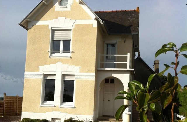 Big house for up to 15 people near the beaches