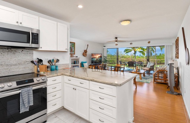 Big Island Keauhou Punahele E202 2 Bedroom Condo