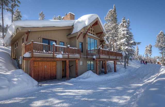 Big Sky Vacation Rentals: MMH 7 Bull Dogger