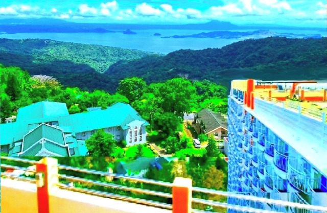 BigLove❤️2BR 12ꆜ *View-Deck *Parking *Netflix