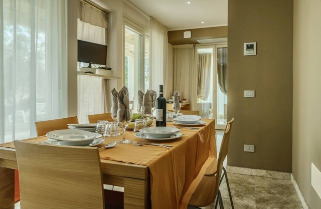 Bio Village Cottage 6 beds