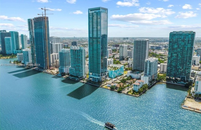 Biscayne Bay Waterfront 2 bedroom 2 bathroom Apartment.