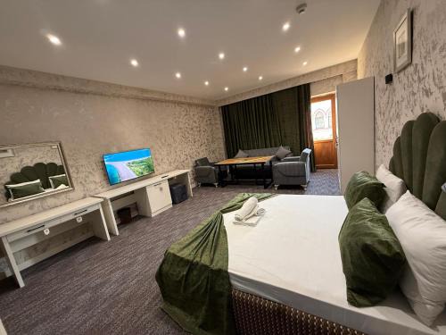 Black Mont İnn Hotel