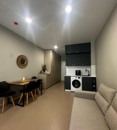 black seaside apartment, Tsikhitsdziri