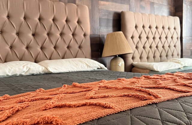 BLACK TREE HOTEL BOUTIQUE