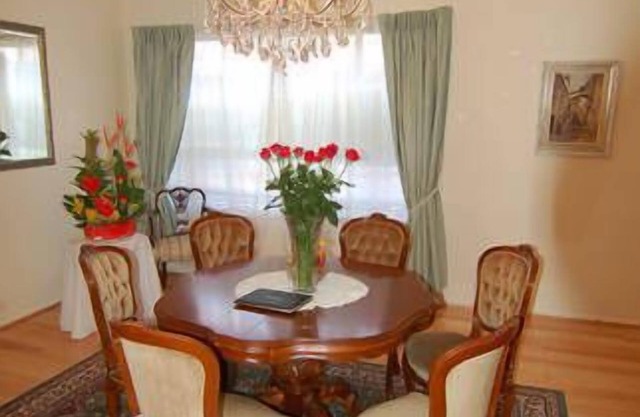Blackburn Holiday Apartment 5