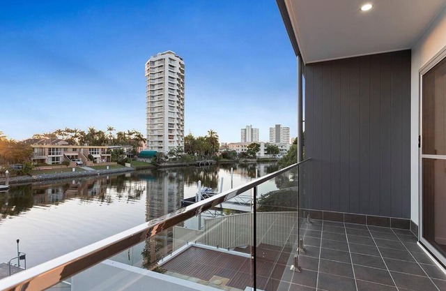 Bliss At Surfers Paradise