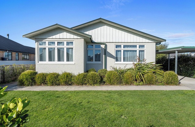 Bliss on Barratt - Blenheim Holiday Home